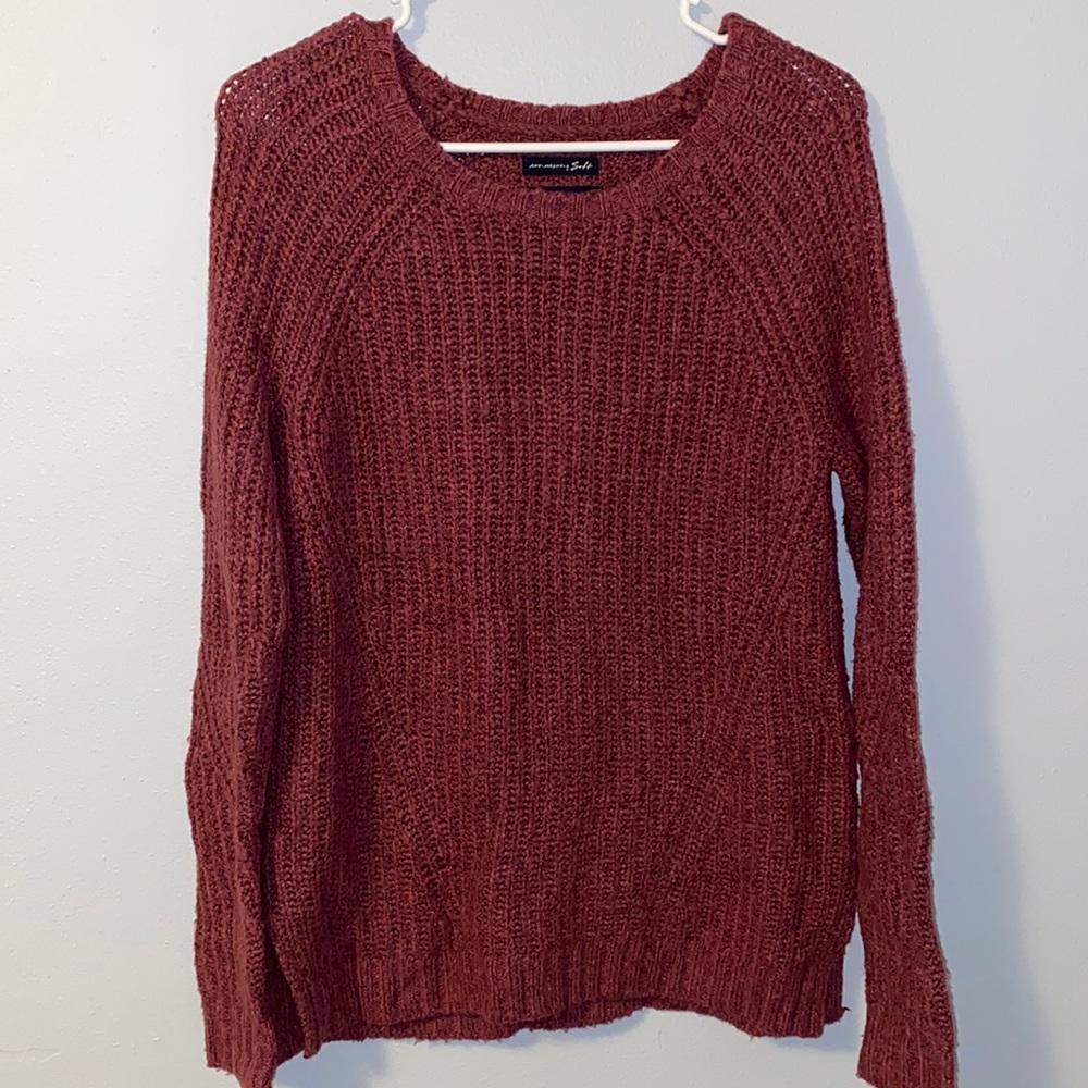 American eagle sweater! In good condition!